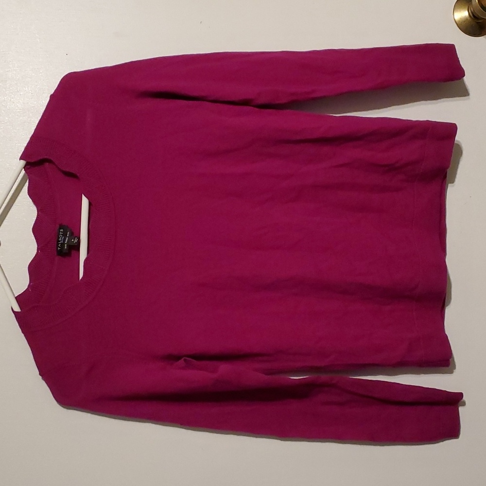 Talbots women's MP fusia pink scalloped crew neck sweater